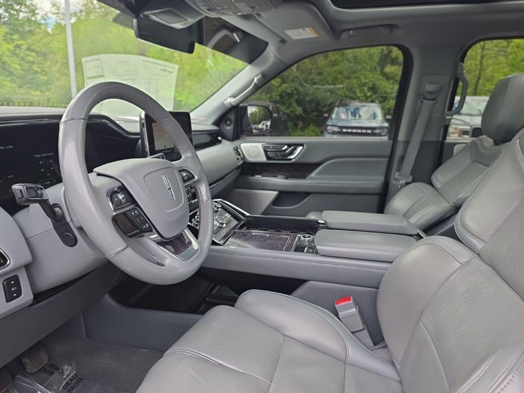used 2021 Lincoln Navigator car, priced at $42,998