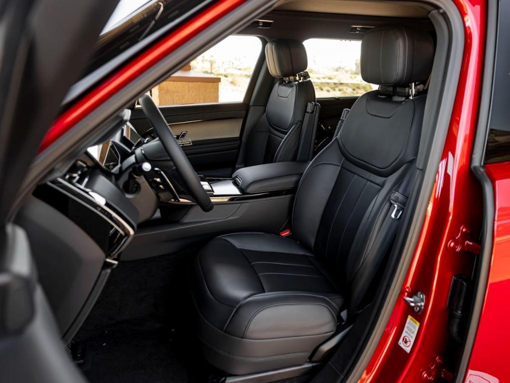 new 2025 Land Rover Range Rover Sport car, priced at $109,560