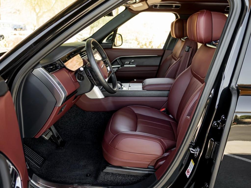 new 2025 Land Rover Range Rover car, priced at $172,090