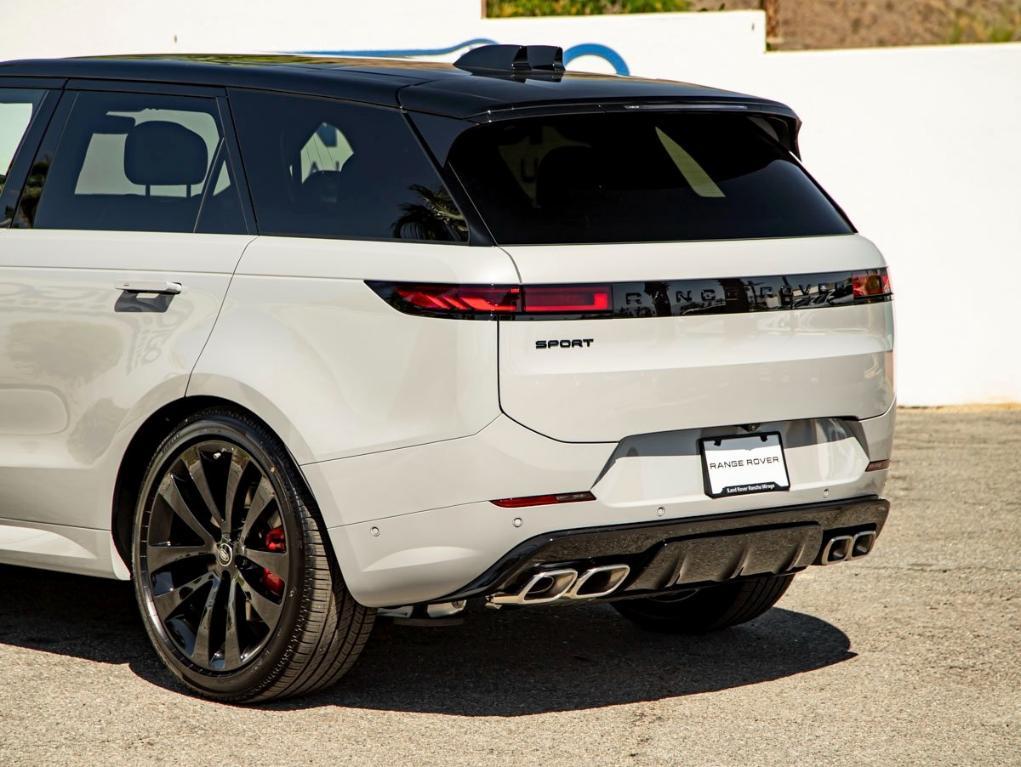 new 2025 Land Rover Range Rover Sport car, priced at $126,305