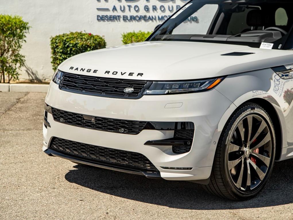 new 2025 Land Rover Range Rover Sport car, priced at $126,305