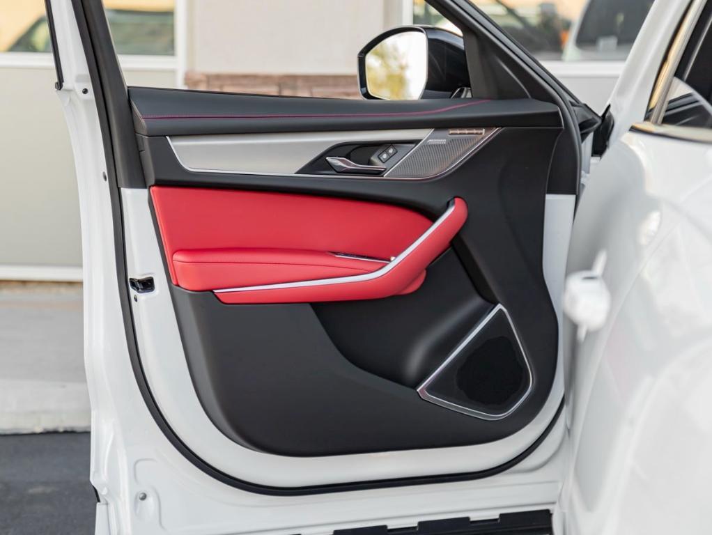 new 2025 Jaguar F-PACE car, priced at $75,258