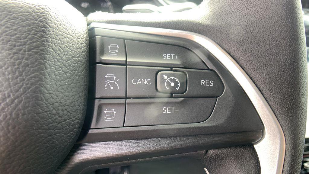 new 2025 Jeep Grand Cherokee L car, priced at $38,433