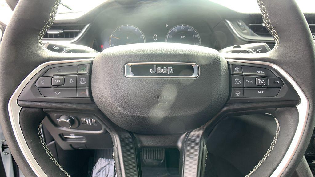 new 2025 Jeep Grand Cherokee L car, priced at $38,433