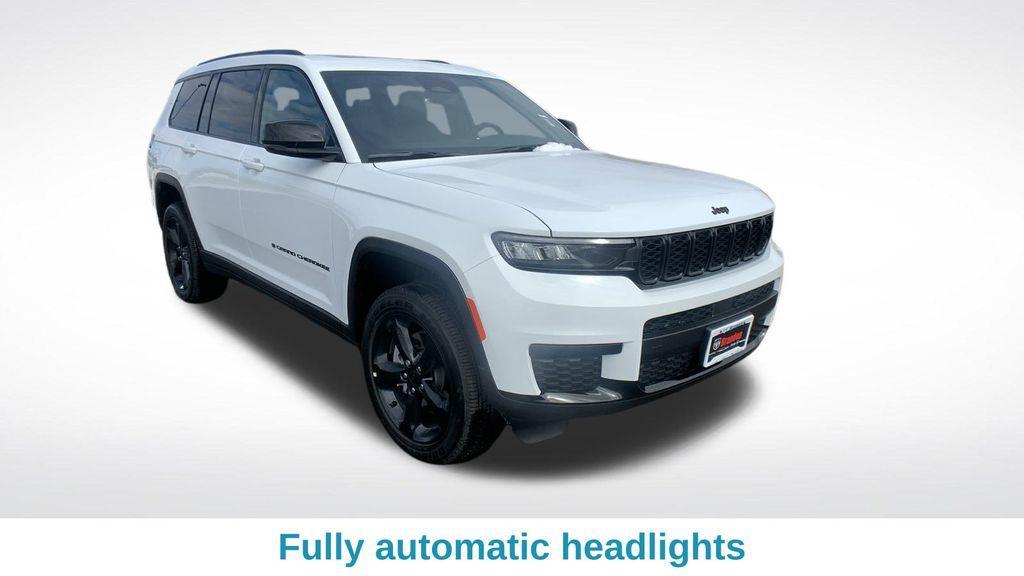new 2025 Jeep Grand Cherokee L car, priced at $38,433