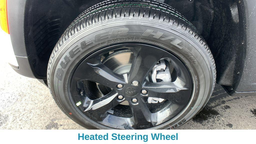 new 2025 Jeep Grand Cherokee L car, priced at $38,433