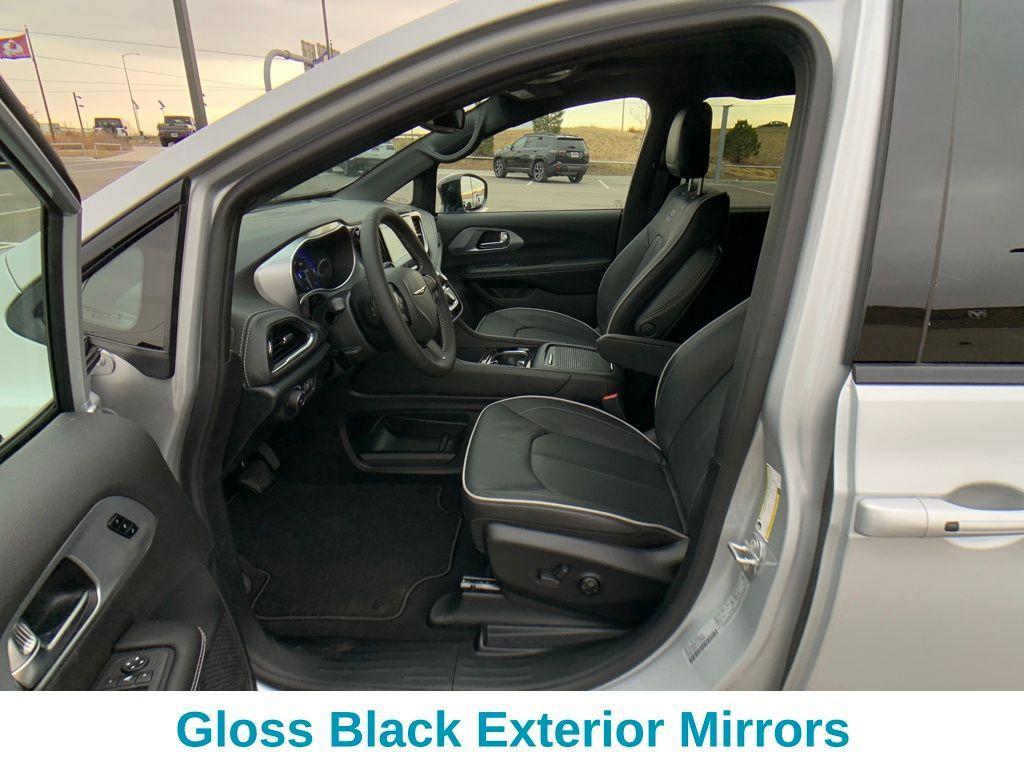 new 2026 Chrysler Pacifica car, priced at $51,751