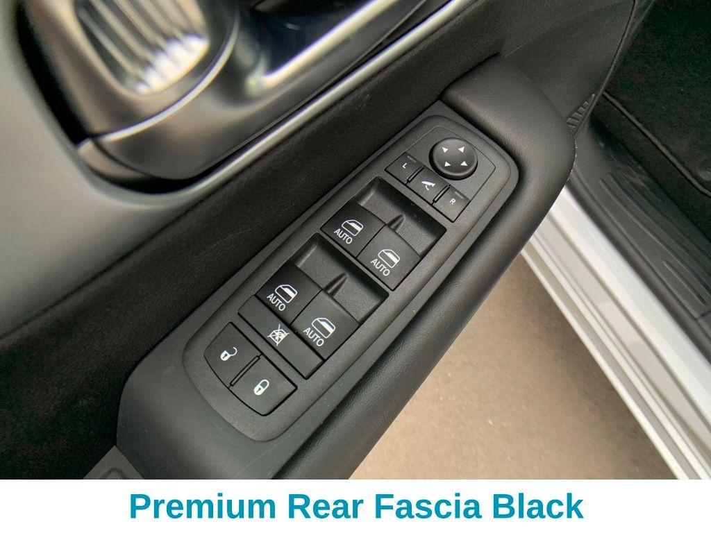 new 2026 Chrysler Pacifica car, priced at $51,751