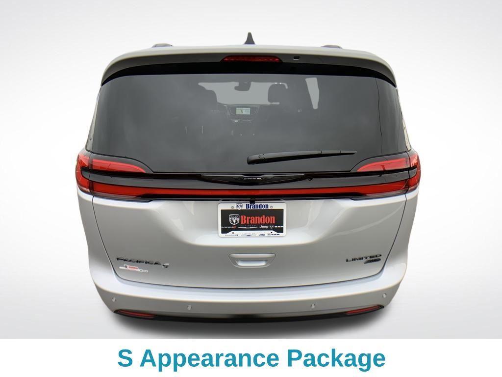 new 2026 Chrysler Pacifica car, priced at $51,751