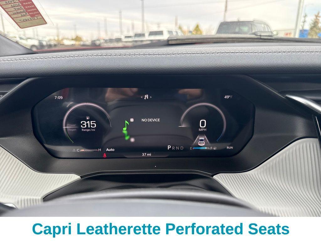 new 2026 Jeep Cherokee car, priced at $40,957