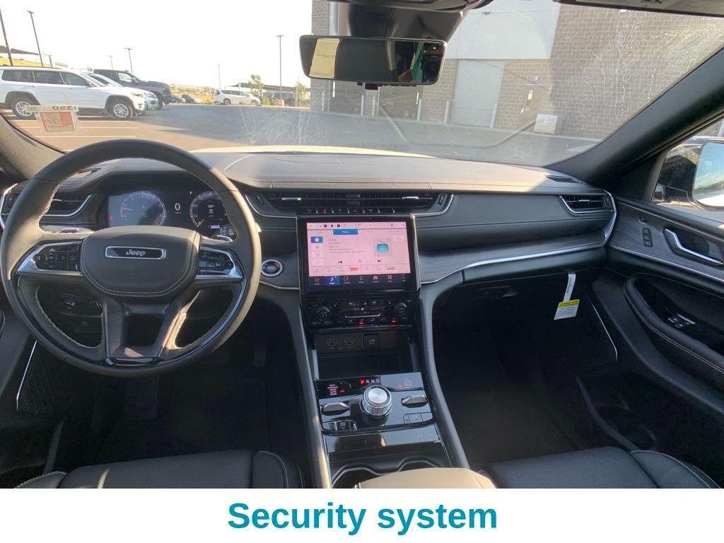 new 2025 Jeep Grand Cherokee L car, priced at $58,295