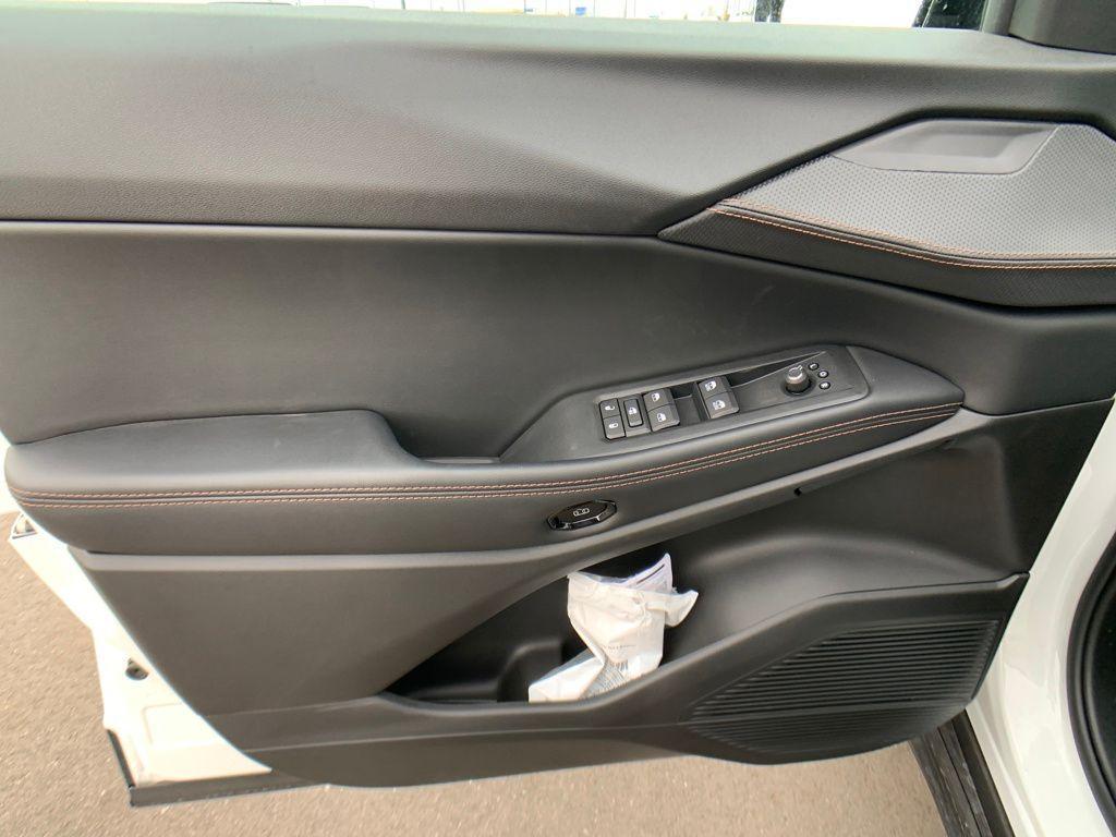 new 2026 Jeep Cherokee car, priced at $39,860