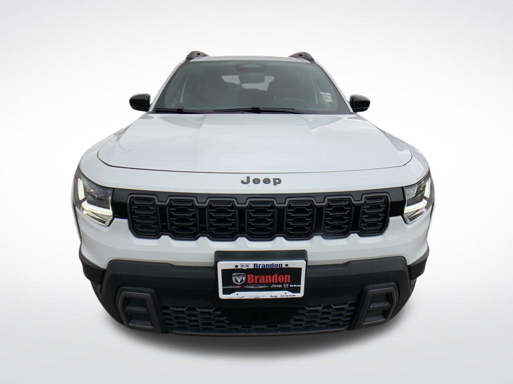 new 2026 Jeep Cherokee car, priced at $39,860