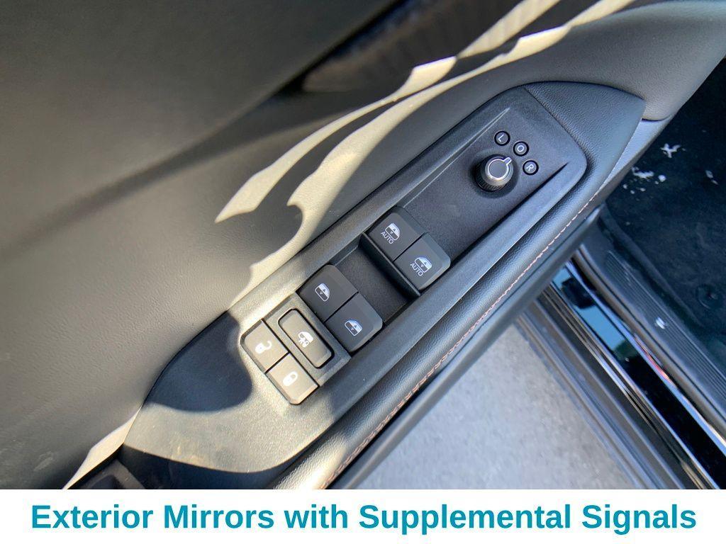 new 2026 Jeep Cherokee car, priced at $41,927