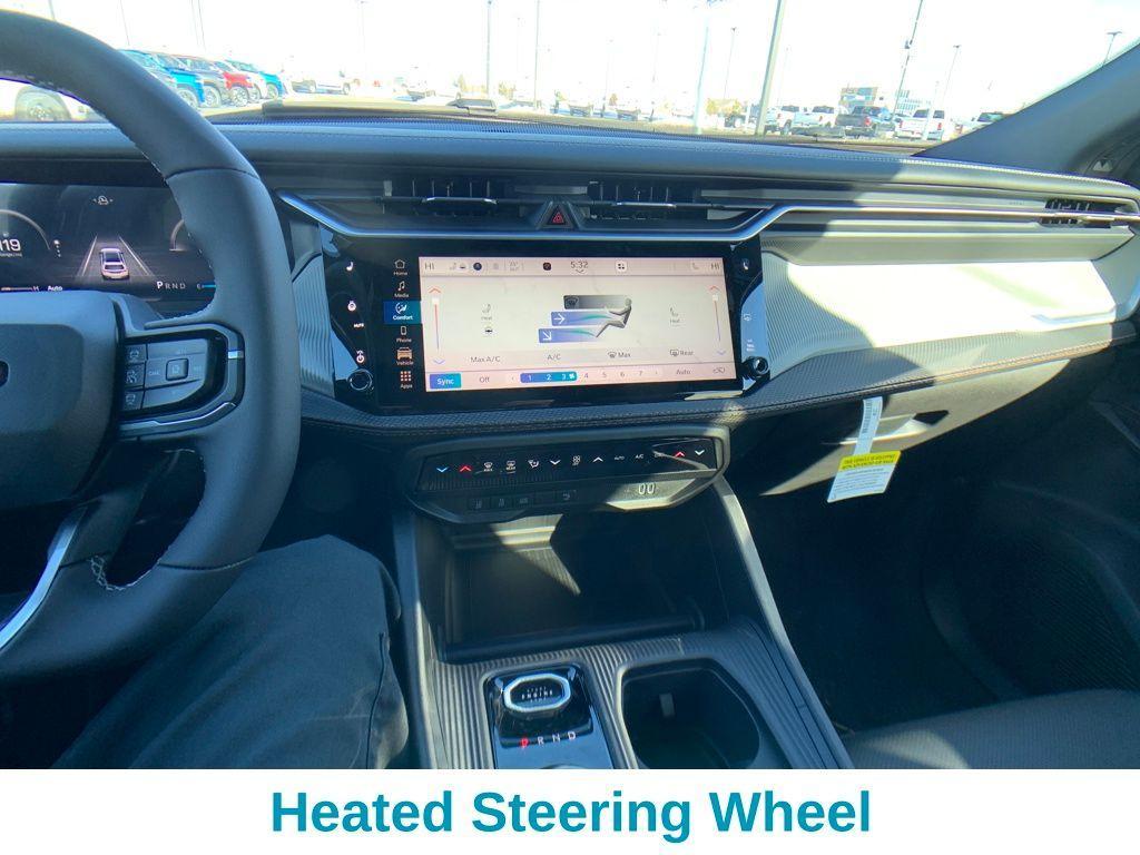 new 2026 Jeep Cherokee car, priced at $41,927