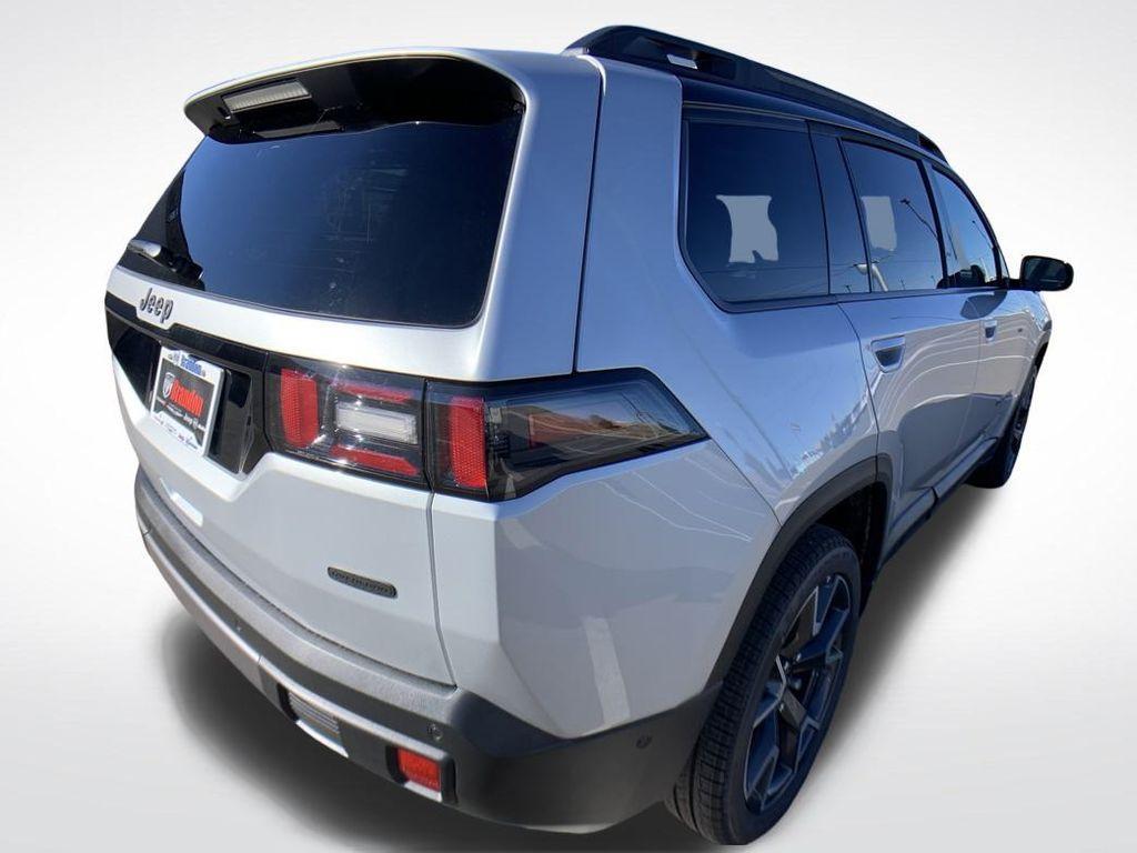 new 2026 Jeep Cherokee car, priced at $43,423