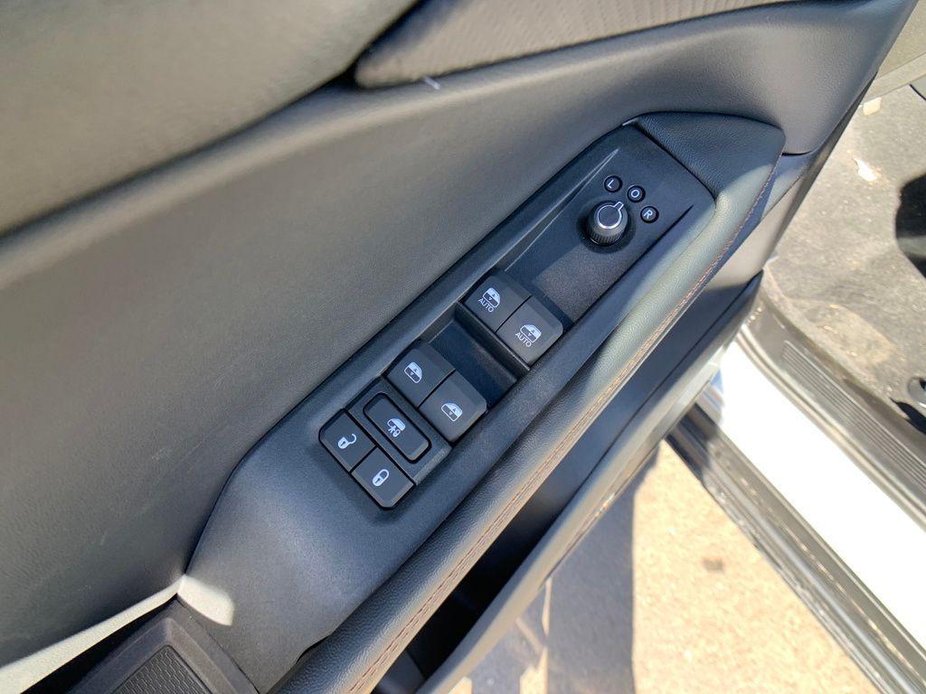 new 2026 Jeep Cherokee car, priced at $43,423