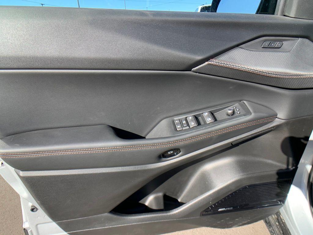 new 2026 Jeep Cherokee car, priced at $43,423