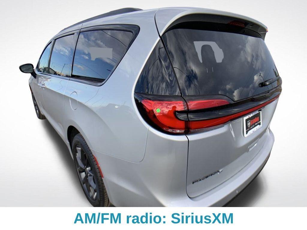 new 2026 Chrysler Pacifica car, priced at $44,729