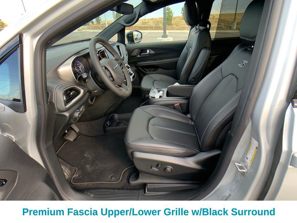 new 2026 Chrysler Pacifica car, priced at $44,229