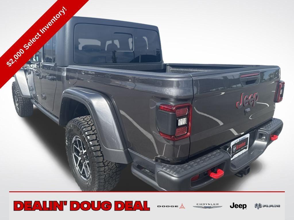 new 2025 Jeep Gladiator car, priced at $44,641