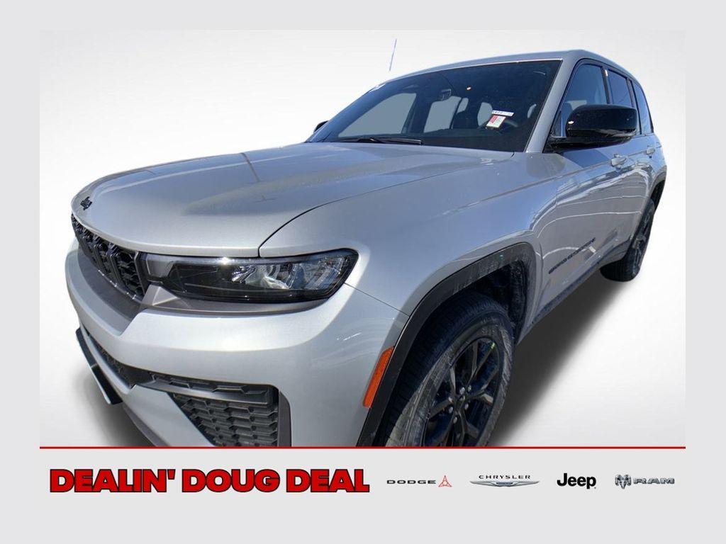 new 2026 Jeep Grand Cherokee car, priced at $45,949