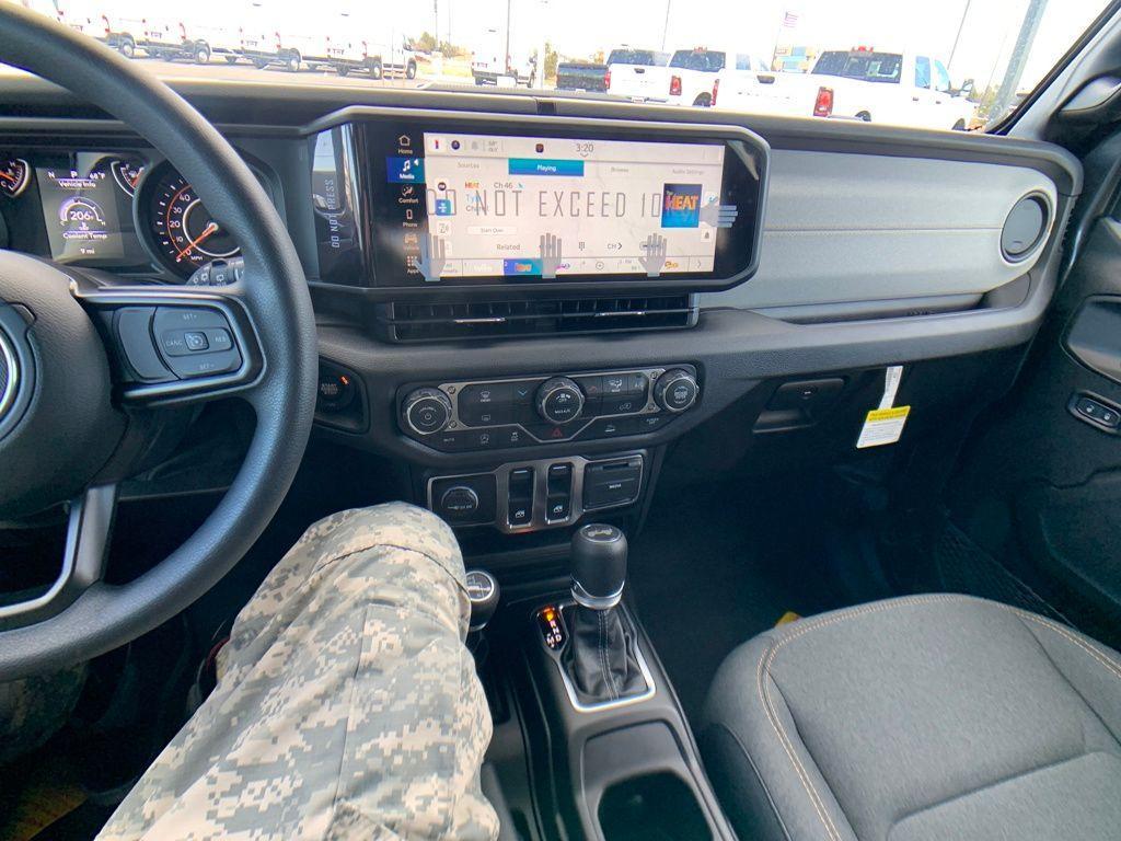 new 2026 Jeep Wrangler car, priced at $39,106