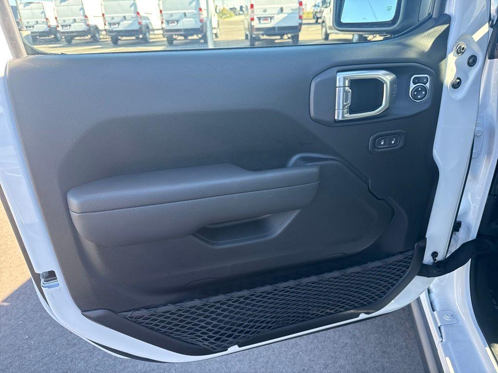 new 2026 Jeep Wrangler car, priced at $48,149