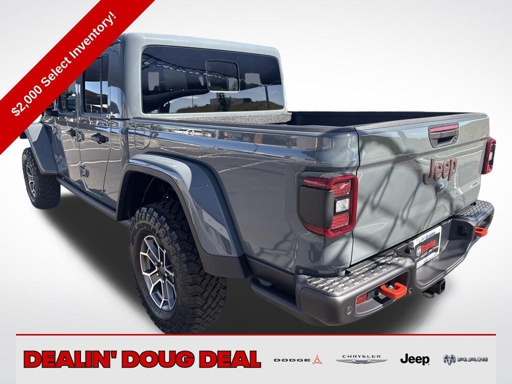new 2025 Jeep Gladiator car, priced at $51,655