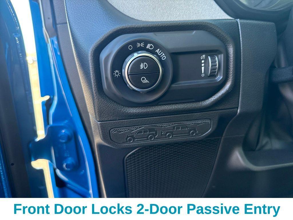 new 2026 Jeep Gladiator car, priced at $48,735