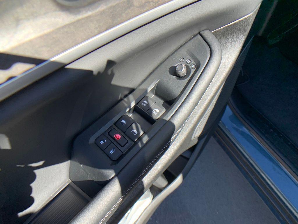 new 2026 Jeep Grand Cherokee car, priced at $45,117