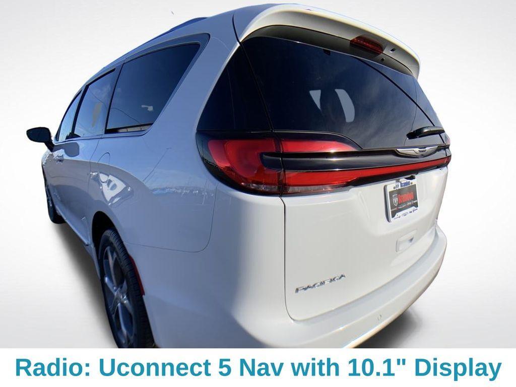 new 2026 Chrysler Pacifica car, priced at $53,908