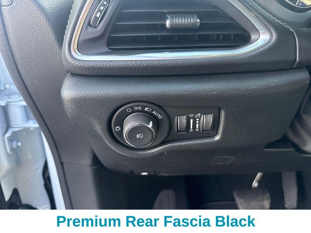 new 2026 Chrysler Pacifica car, priced at $51,305