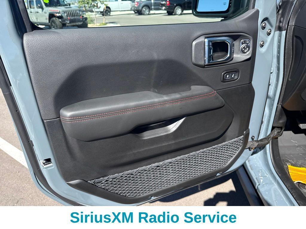 new 2025 Jeep Gladiator car, priced at $52,814