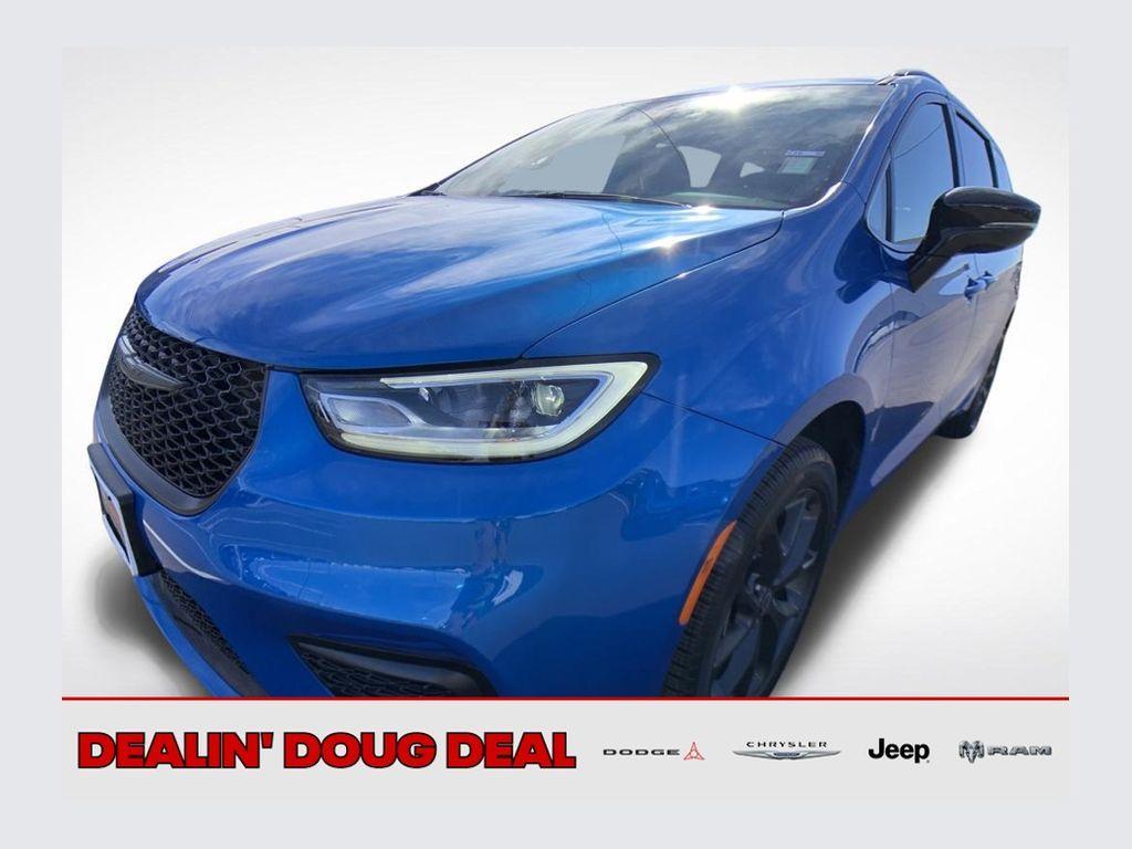 new 2026 Chrysler Pacifica car, priced at $50,892