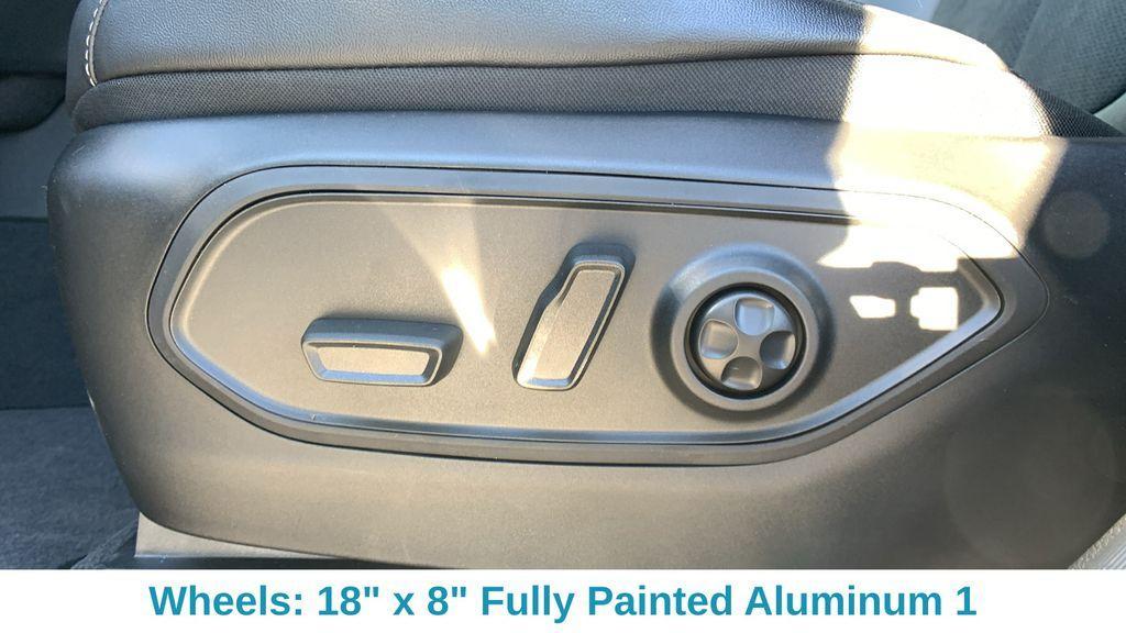 new 2025 Jeep Grand Cherokee car, priced at $38,783