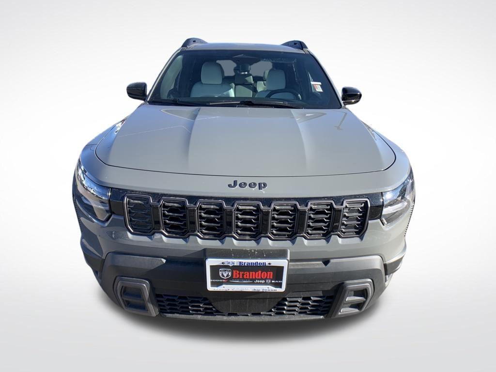 new 2026 Jeep Cherokee car, priced at $38,320