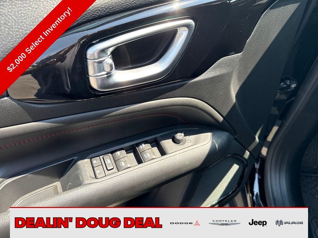 new 2025 Jeep Compass car, priced at $29,810