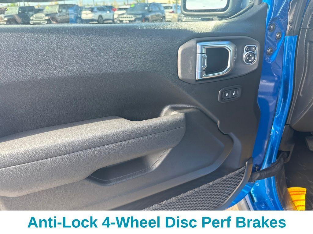 new 2025 Jeep Wrangler car, priced at $49,933