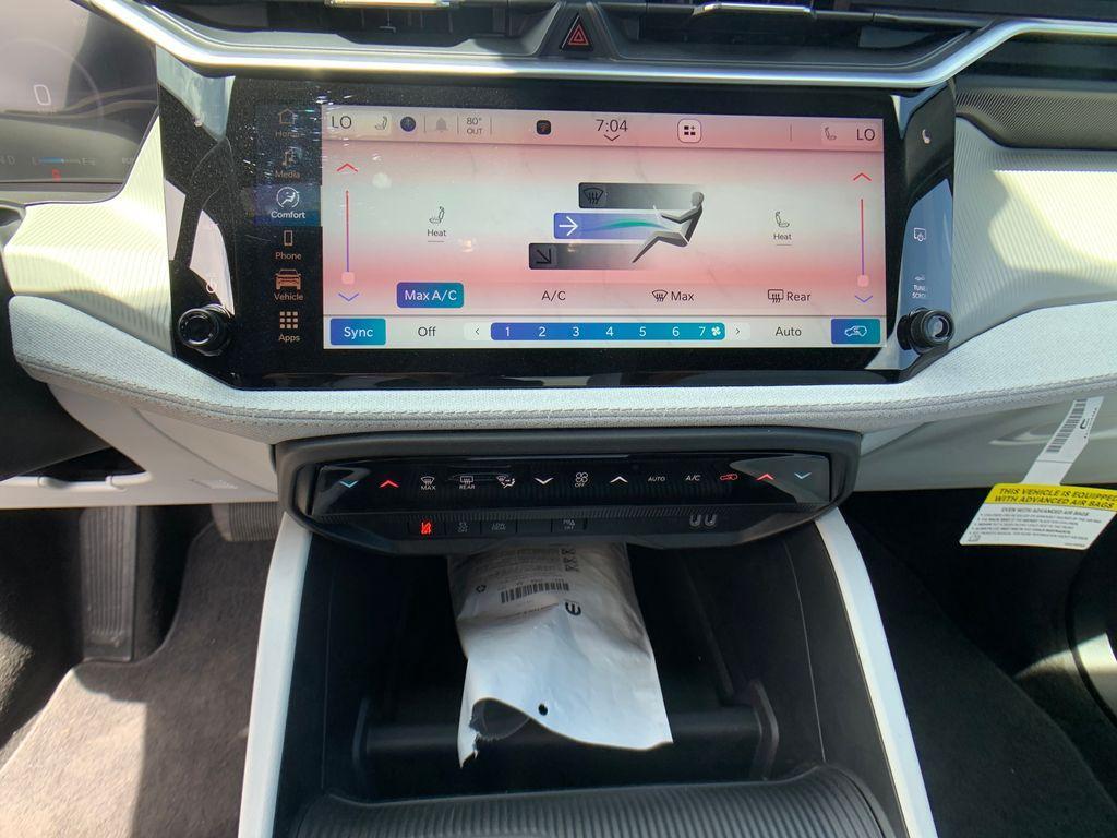 new 2026 Jeep Cherokee car, priced at $35,895