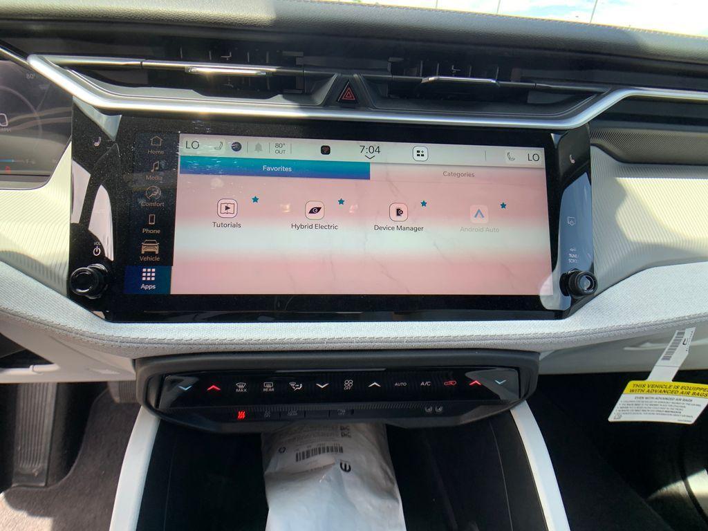 new 2026 Jeep Cherokee car, priced at $35,895