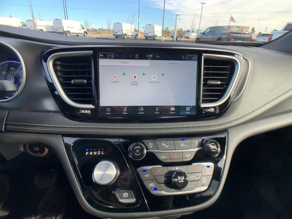 new 2026 Chrysler Pacifica car, priced at $44,656