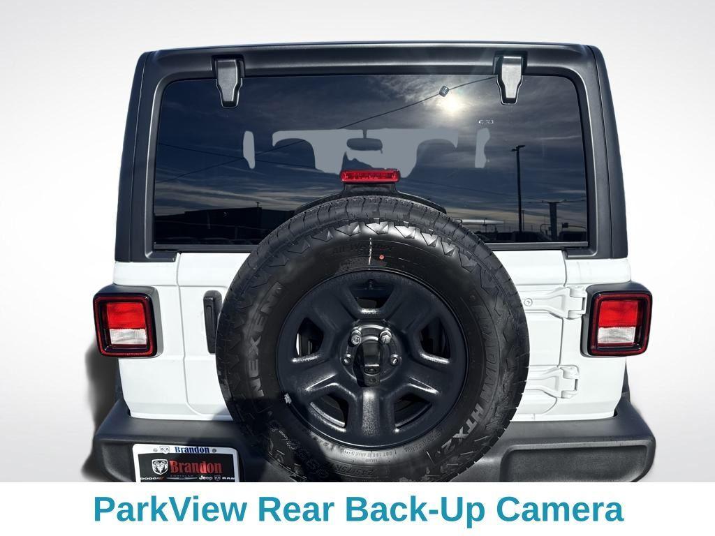 new 2026 Jeep Wrangler car, priced at $38,070