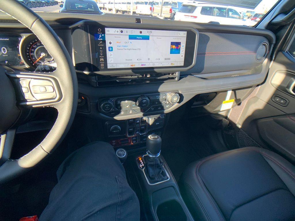 new 2026 Jeep Wrangler car, priced at $61,585