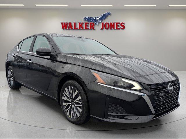 new 2025 Nissan Altima car, priced at $29,375