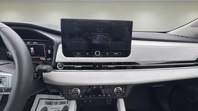 used 2025 Mitsubishi Outlander car, priced at $33,650