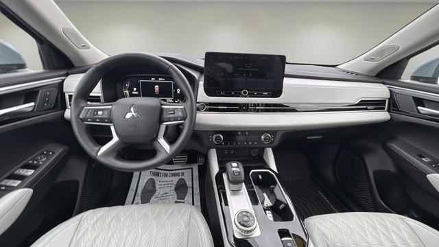 used 2025 Mitsubishi Outlander car, priced at $33,650
