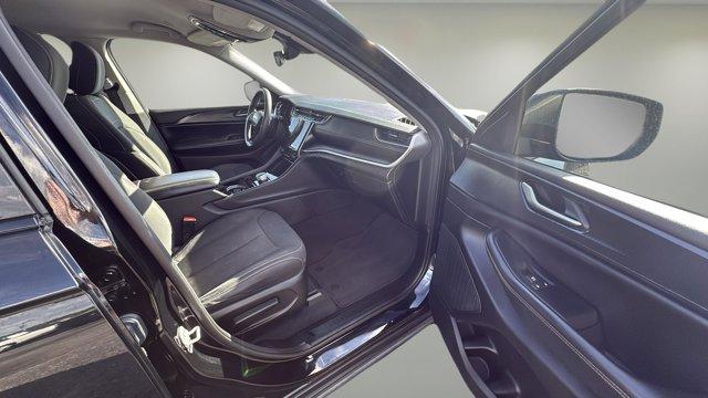 used 2023 Jeep Grand Cherokee car, priced at $24,975