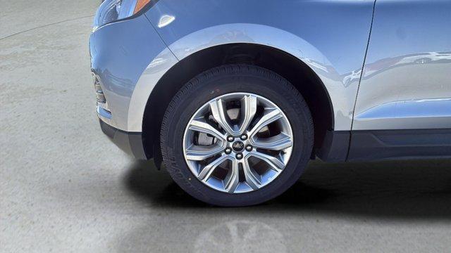 used 2024 Ford Edge car, priced at $28,980