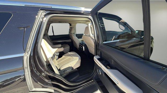 used 2024 Ford Expedition car, priced at $58,900